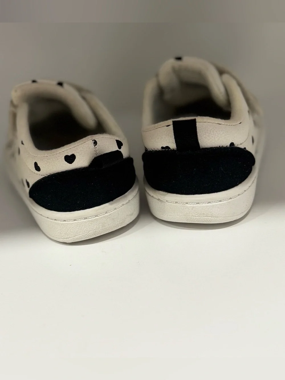 Toddler Girls Shoe Bundle Size 5C | OshKosh + Carter’s | 2 Pairs